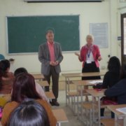 teaching English to Vietnamese students
