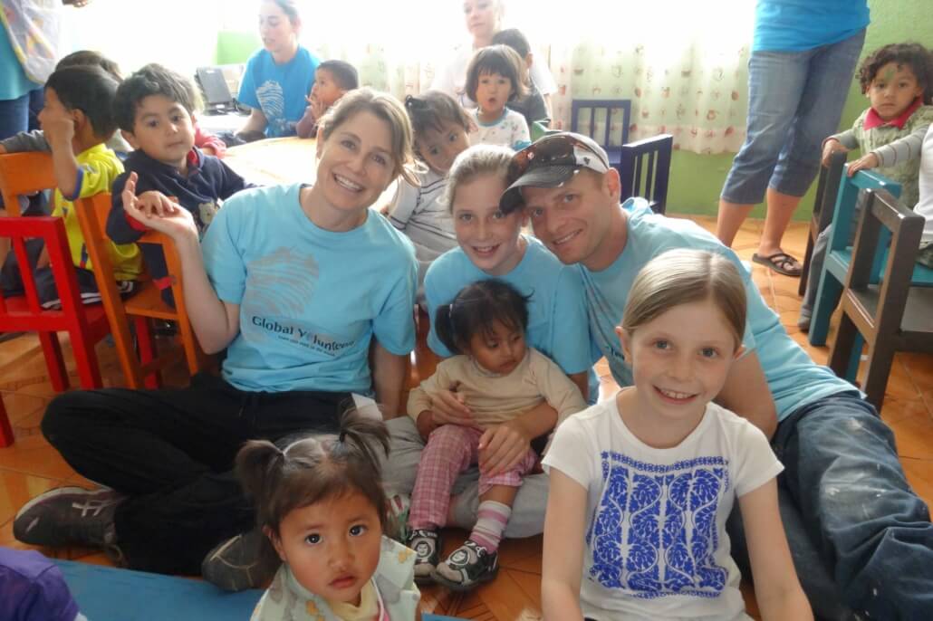 Ecuador Thanksgiving volunteer abroad program