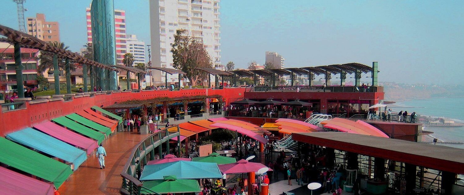 urban volunteer opportunities in Lima.