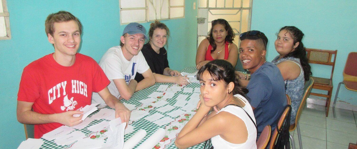 volunteering as a family in Cuba