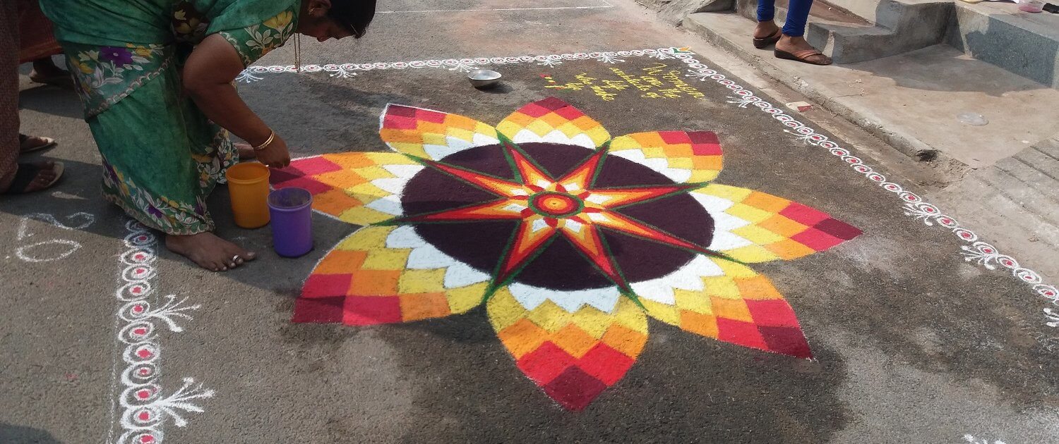 Volunteers Become Judges of a Kolam Competition in India
