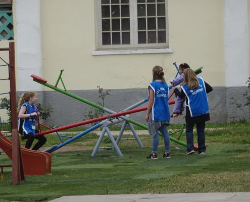 no downside to volunteering as a family