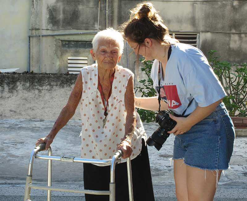 SENIOR CARE - Global Volunteers