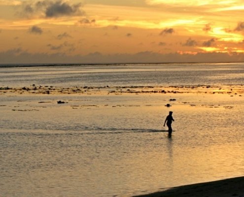 Sunset in the cook island top things to do free time