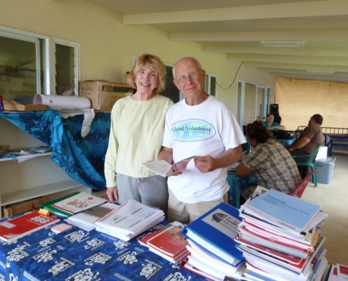 Global Volunteers alumni in the Cook Islands.