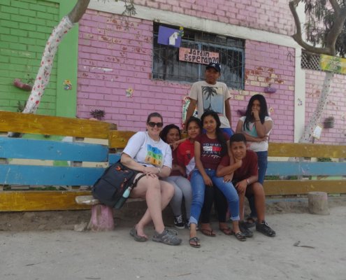 Thomasina and students in Peru