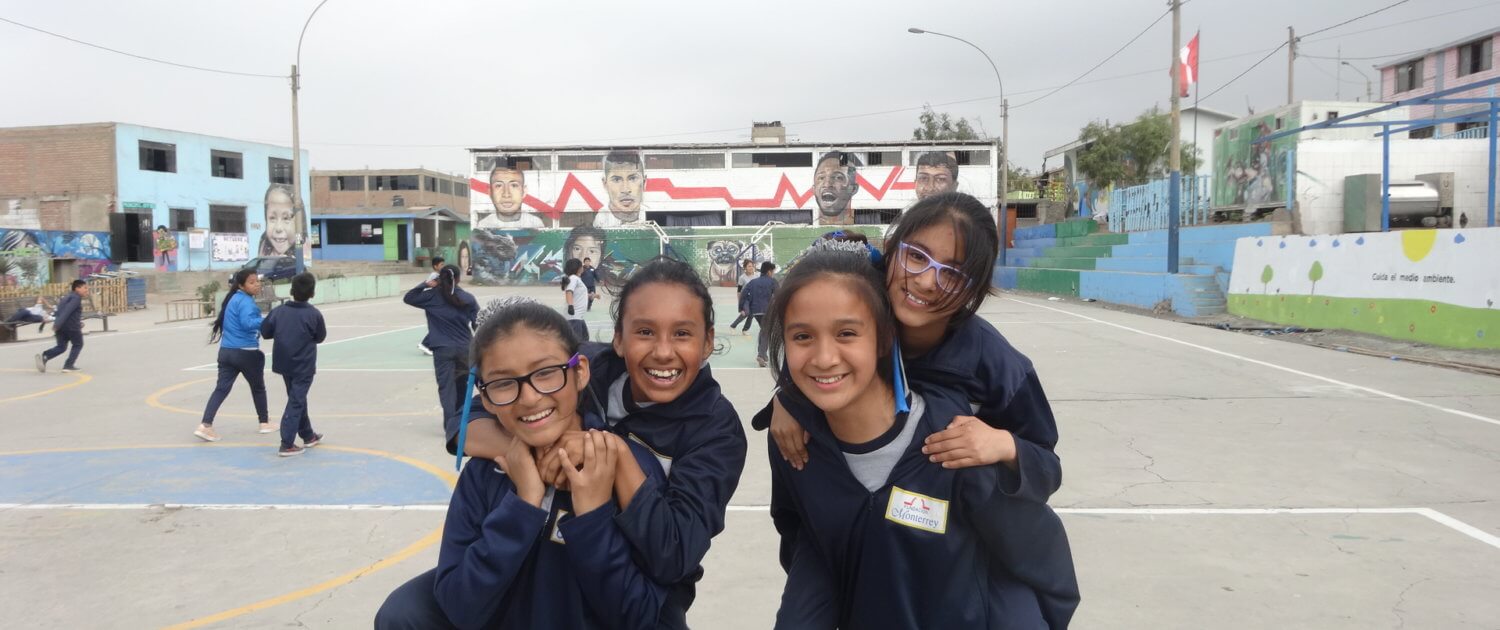volunteer service program in Peru
