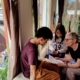 Volunteer helps Vietnamese blind students learn English to become self-sufficient