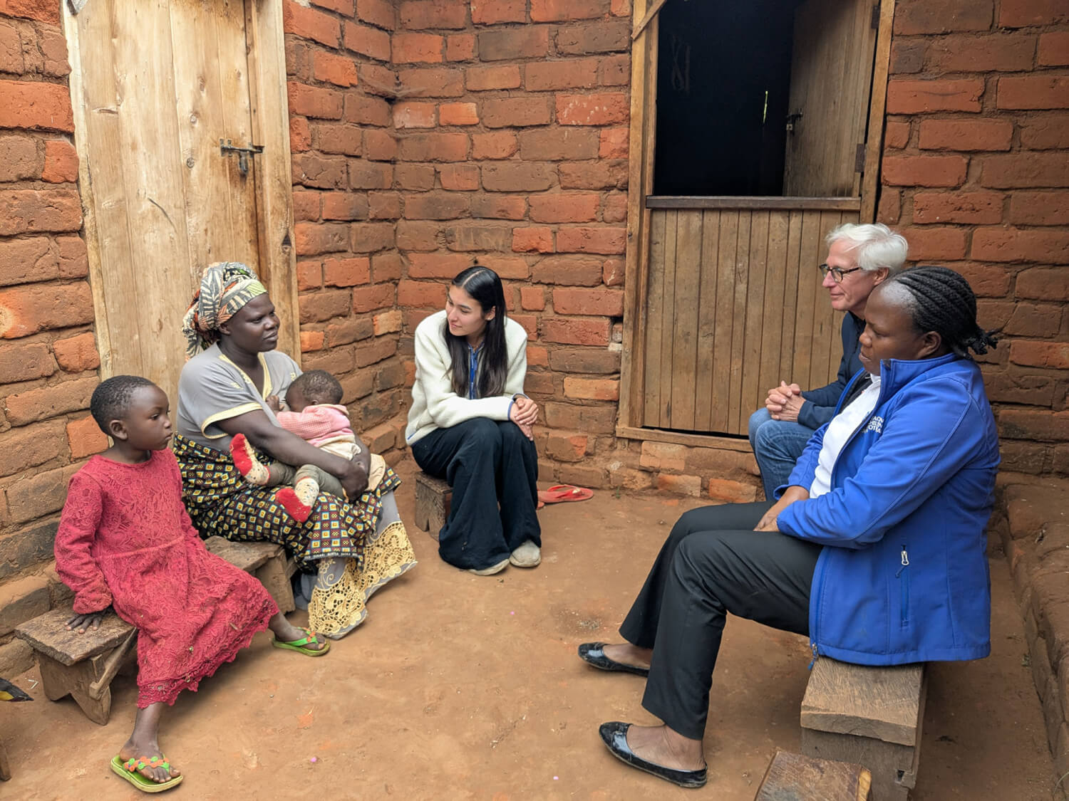 Leaving Her Comfort Zone to Support Tanzanian Moms